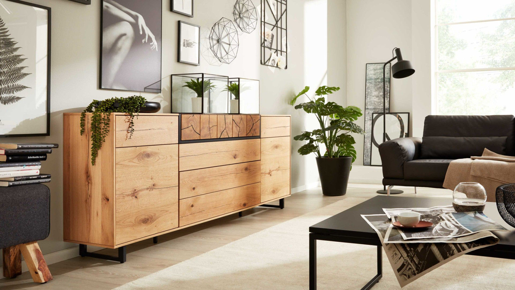 Interliving Wohnzimmer Serie  – Sideboard , Raucheiche